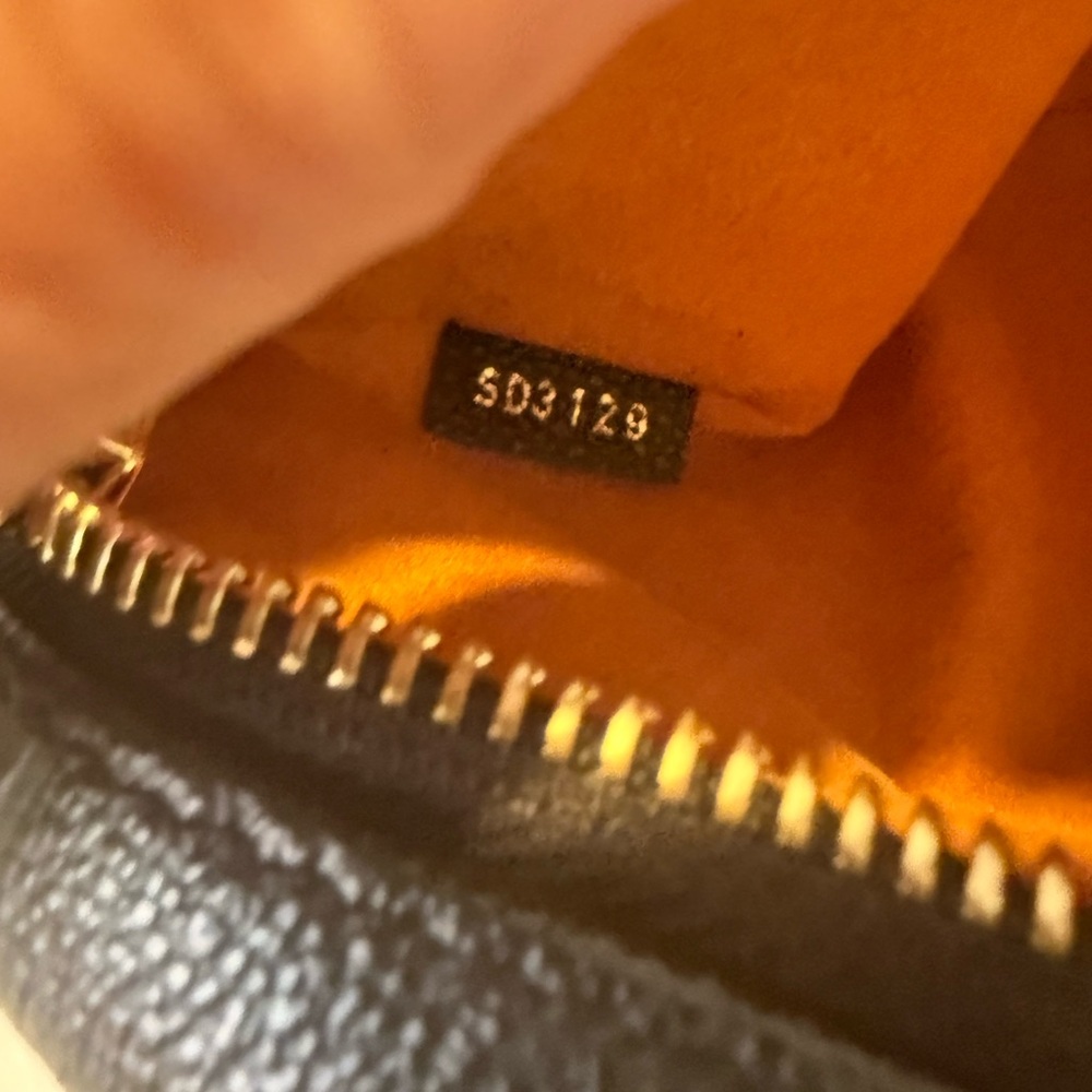 Louis Vuitton Black Empriente Bumbag - MINT Condition - Picture 11 of 17